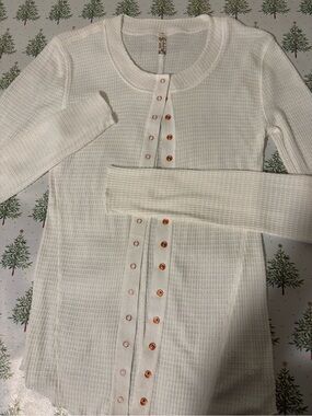 Free People White Waffle Knit Snap-Front Top NEW Size M